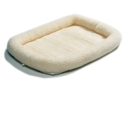 Uptown Toys - Faux Sheepskin Pet Cushion - Extra-Large (120cm x 70cm)