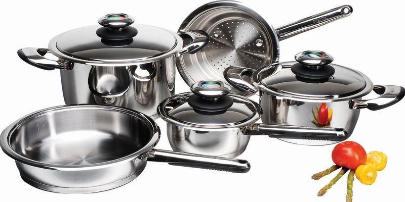 Verimark - Bastille - 8 Piece Cordon Bleu Stainless Steel Set