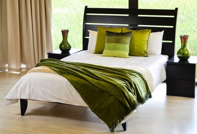 Aranda Top Suede Throw - Hunter (150cm x 200cm)