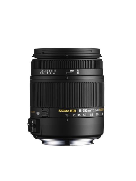 Sigma 18-250mm F3.5-6.3 DC OS HSM Macro Lens