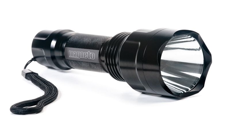 Magneto - Xtreme 900 Lumens Ultimate Pocket Torch - Black