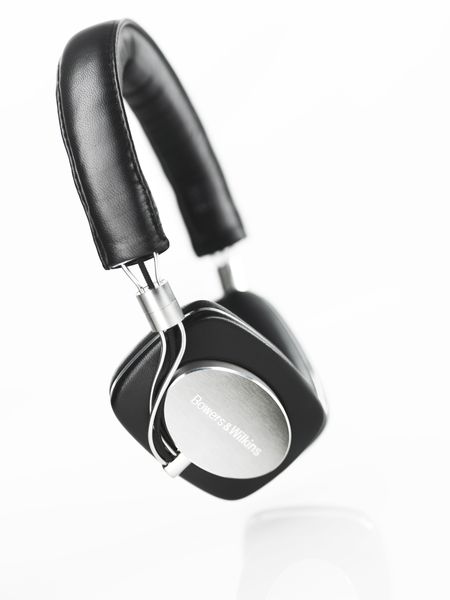 Bowers & Wilkins logo