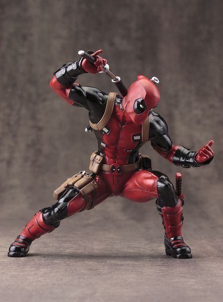 Collectable Figurines - ARTFX+ - Deadpool