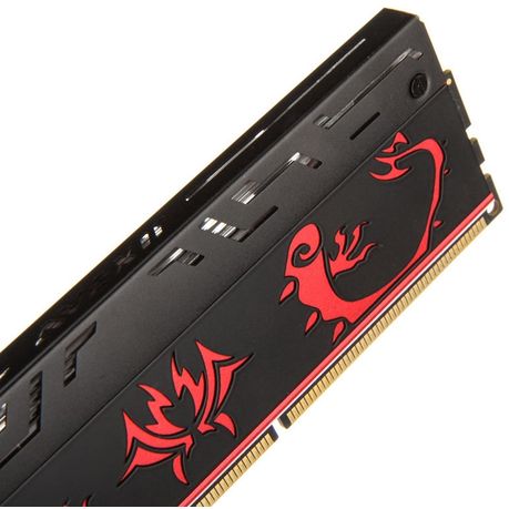 Avexir 8GB DDR3 1600MHz Blitz Desktop Memory (2 x 4GB) - Red