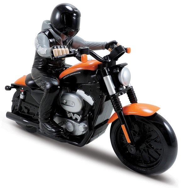 Maisto 1/8 R/C Harley-Davidson Motorcycle with Alkaline Batteries - Orange