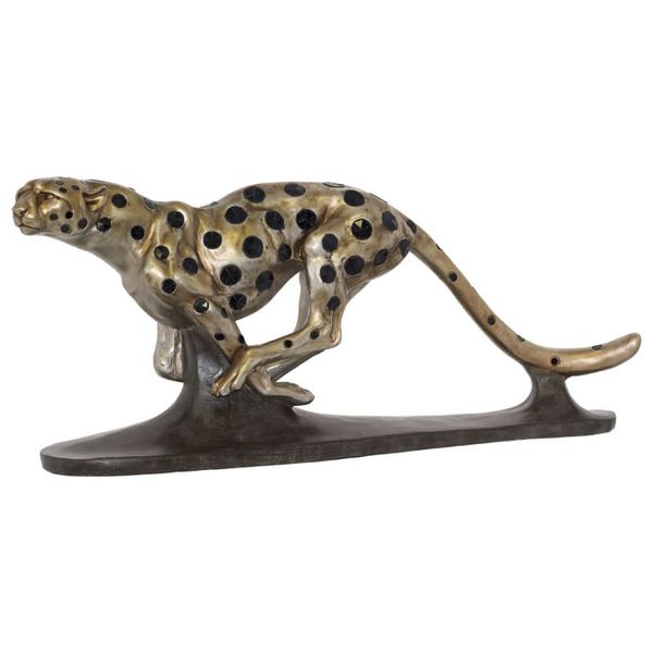 MC - Running Cheetah on Plinth