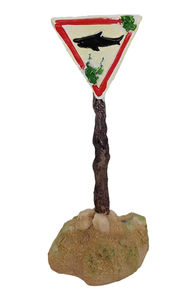 Aquarium Shark Warning Sign - Fish Tank Skull Decoration 14cm