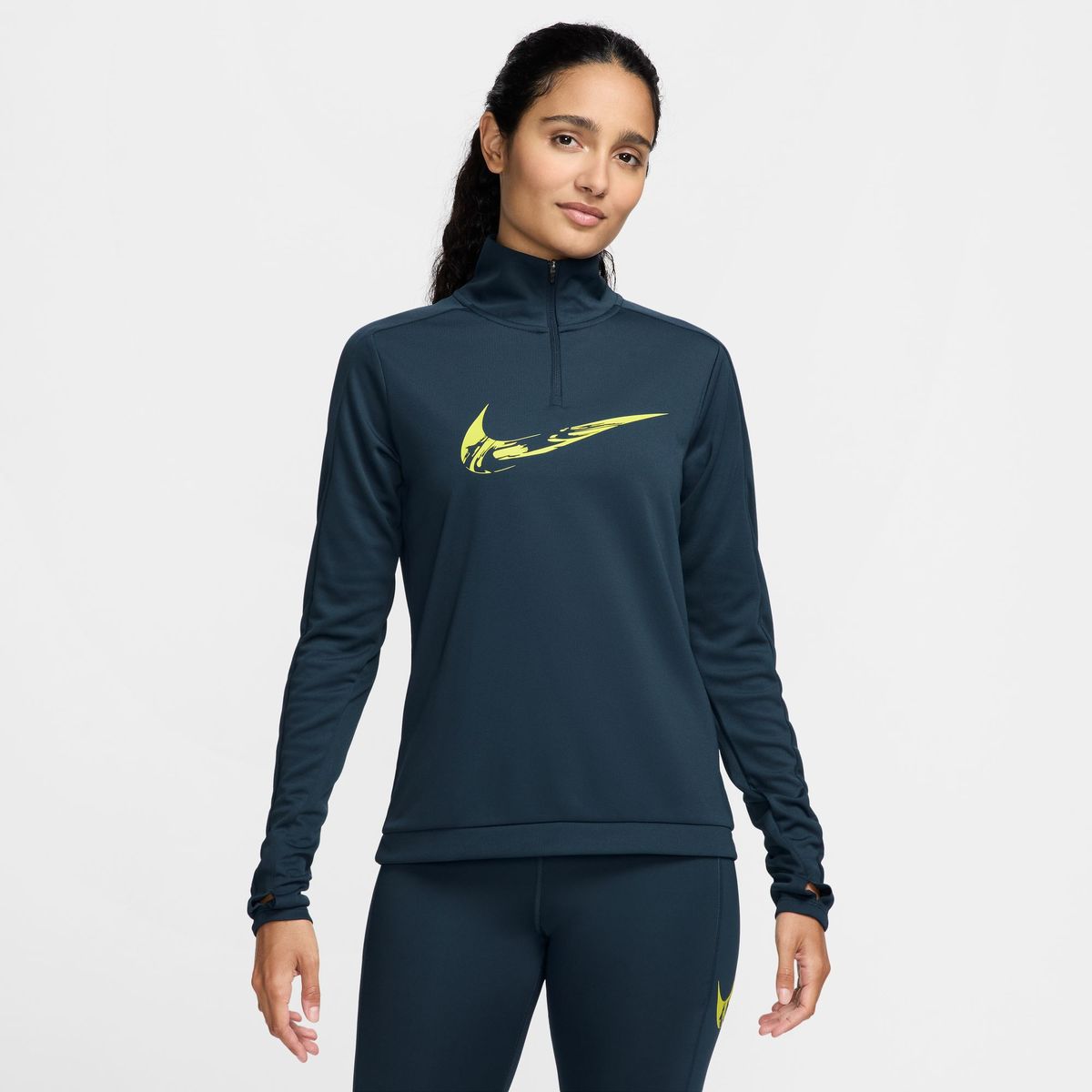 thin nike jacket womens