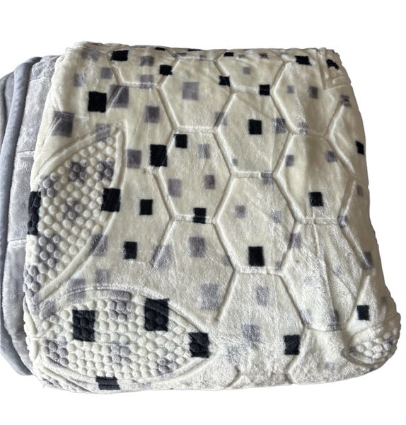 High Quality 2Ply Winter Blanket - Grey and White