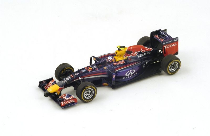 Red Bull Racing F1 RB10 2014 Daniel Ricciardo Collectors Model Car (S3031)