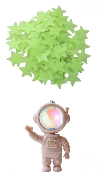 100 Glow In The Dark Stars &amp; Mini Astronaut Light Projector Keyring