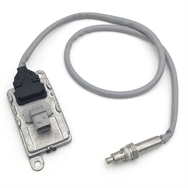 5Wk97400 Truck 24V Nitrogen Oxygen Nox Sensor Compatible with Universal