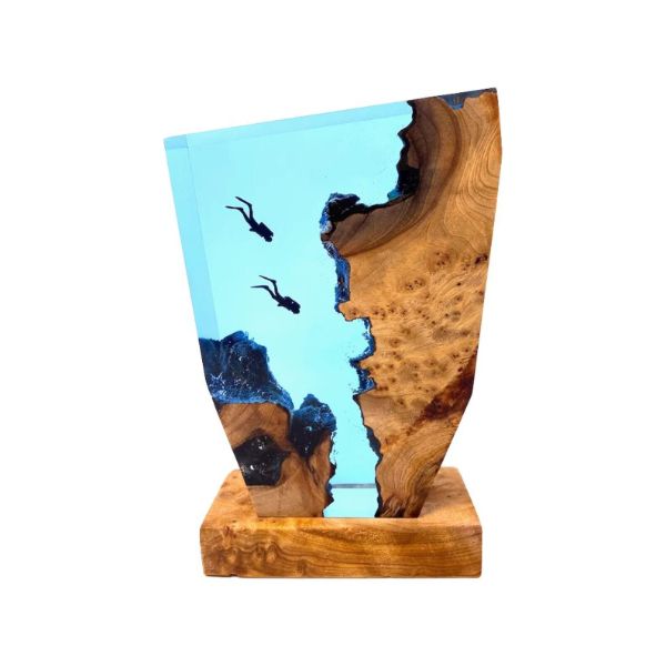 ZELTRYN Diver &amp; Wood Resin Ornament 7-Color Wood Base Night Light