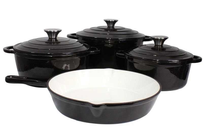 Opulent Cream White 7 Piece Cast Iron Cookware Set
