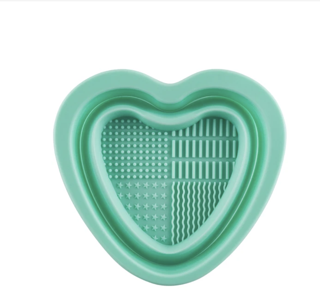 2 Piece Silicone Heart Makeup Brush Cleaner