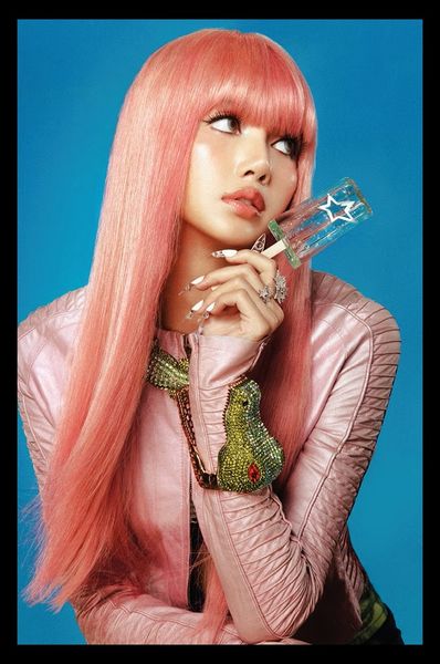 Lisa (Lalisa Manobal) Blackpink Poster with Black Frame