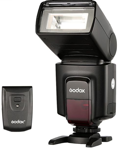 GodoxSA TT-560ii Manual speed light and wireless trigger kit.