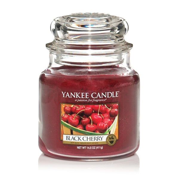 Yankee Candle Black Cherry Medium Jar