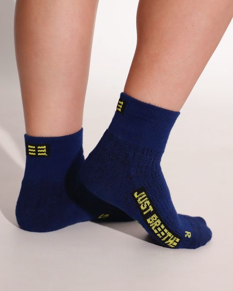 Breeth Cushioned Coolmax Quick-Dry Anti-Blister Seamless Anklet Socks Blue