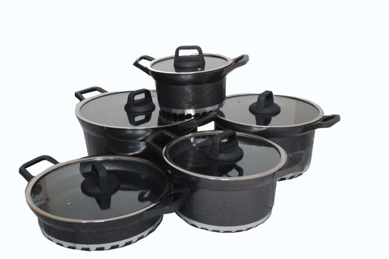 10 Piece Elegant and Classy Ceramic Non-Stick Pots