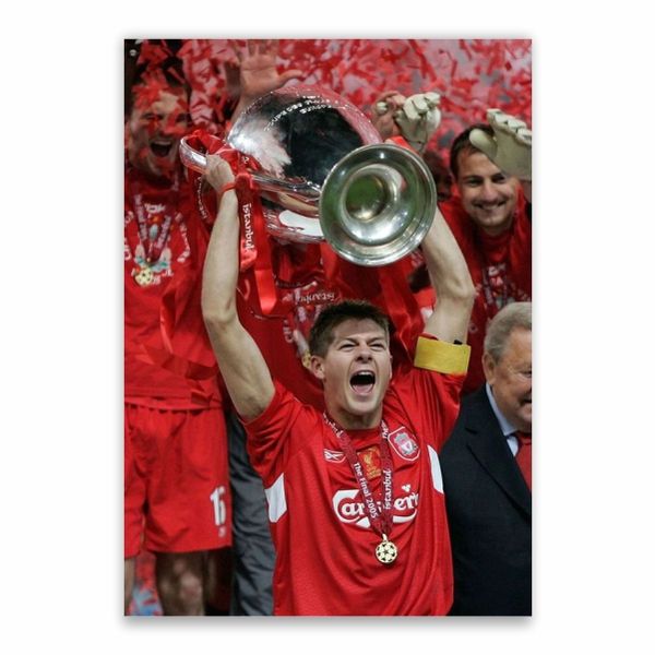 Gerrard Lifts UCL Trophy Poster - A1