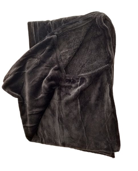 Movie Blanket with Foot Pockets