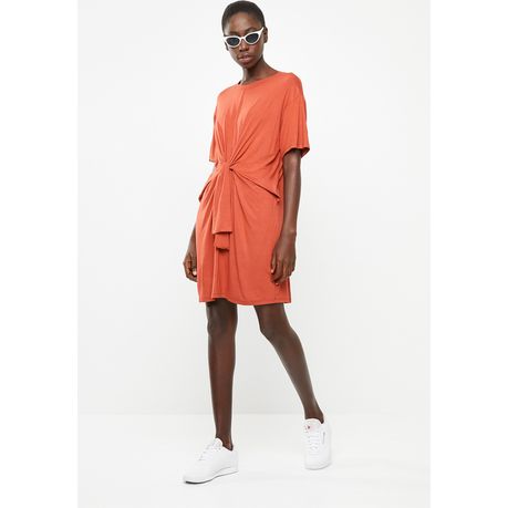 t shirt dress with tie front