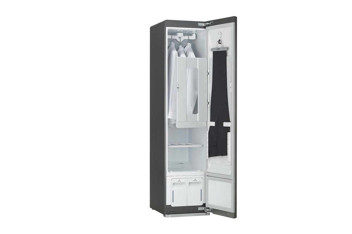 LG 3 Garment Styler Slim with TrueSteam in Mirrored Glass finish