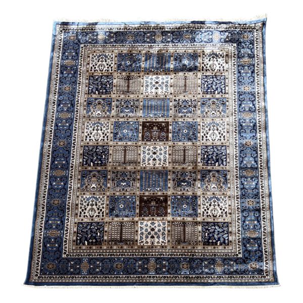 Blue Beige Bakhtiyari Area Rug - 290 x 200 cm
