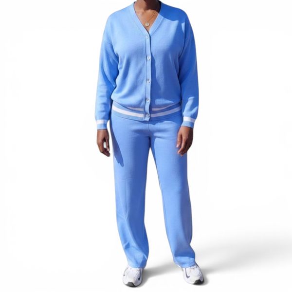 GlammeFab Button Cardigan &amp; Loose Pants Woolen Tracksuit - Blue