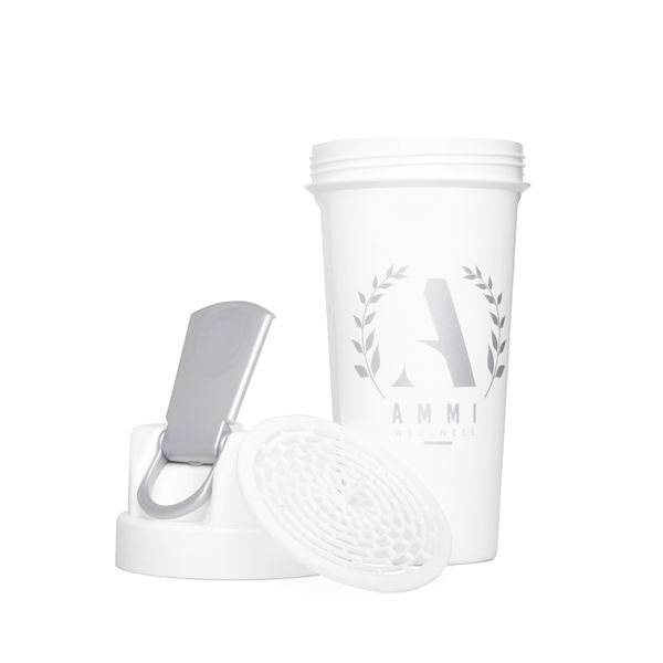 AMMI 700ml BPA Free Protein Shaker Bottle