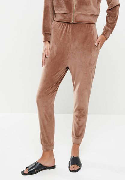 Women's Velvet Plush Velvet High Rise Track Pant - Mink