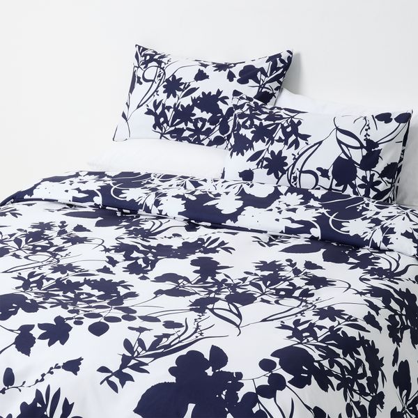 George &amp; Mason - Bloom Leaf Reversible Duvet Cover Set - Navy/White