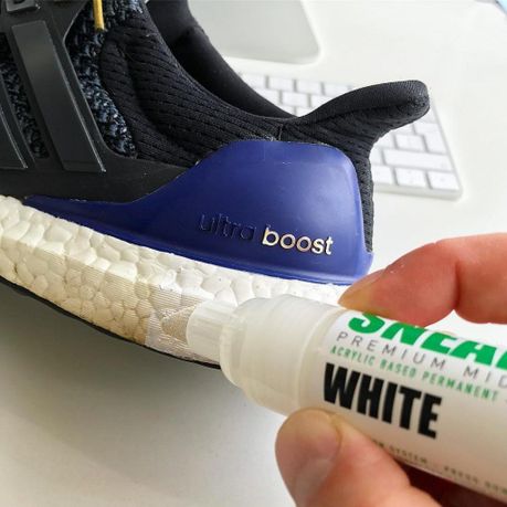 White 2025 sole paint