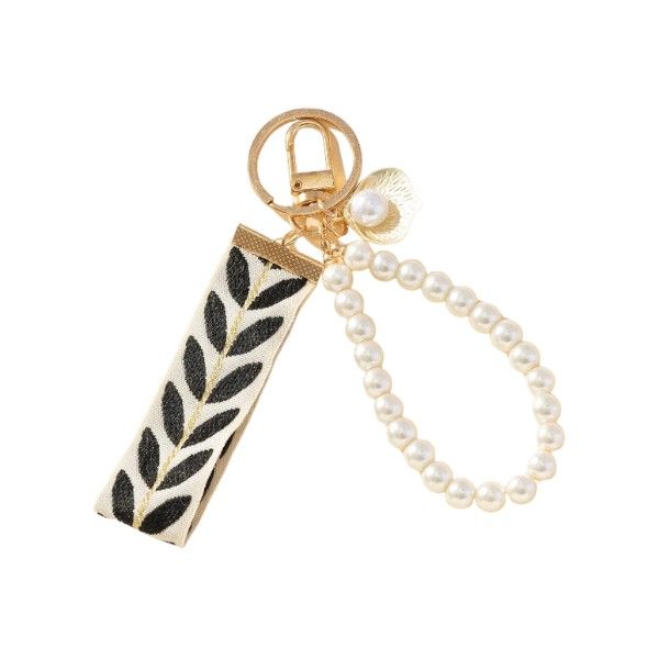 High Quality Leaf Pattern Ribbon With Pearl Charm Key Chain - Black