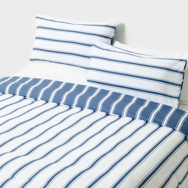 George &amp; Mason - Refined Stripe Reversible Duvet Cover Set - White/Navy