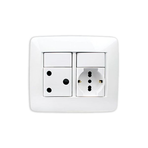 Gewiss - Complete 4×4 Switched Schuko Plug and Switched RSA 3-Pin Plug