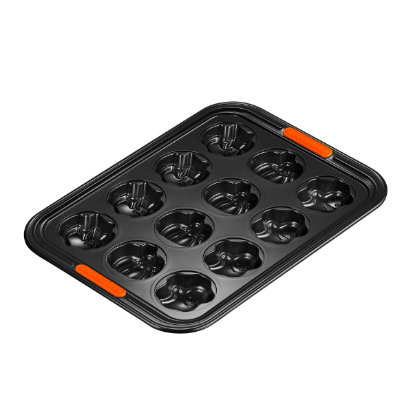 Le Creuset 12 Cup Halloween Tray