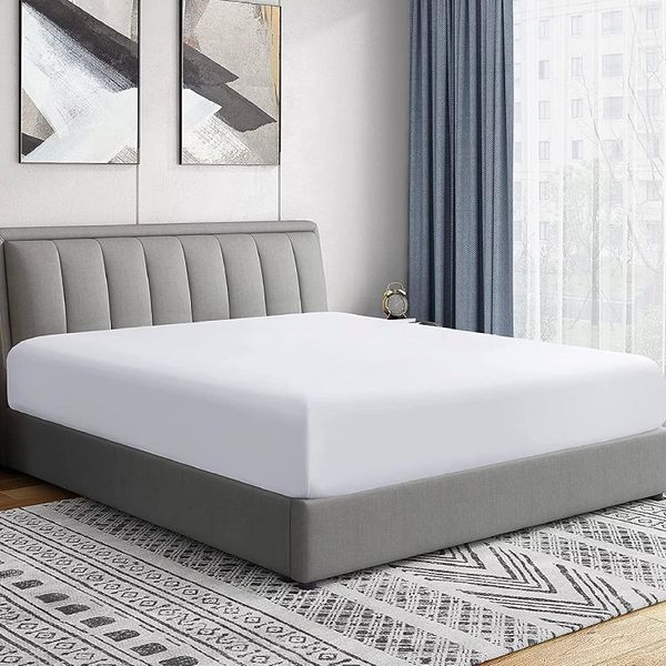 Damsaar - Fitted Sheet - White 100% Cotton Breathable - T200 tc