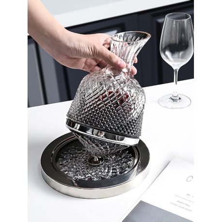 Luxury Tumbler Wine Decanter 360 Rotating Hand-Carved Diamond