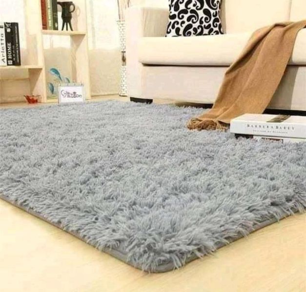 Large Premium Fluffy Carpet/Rug - Grey