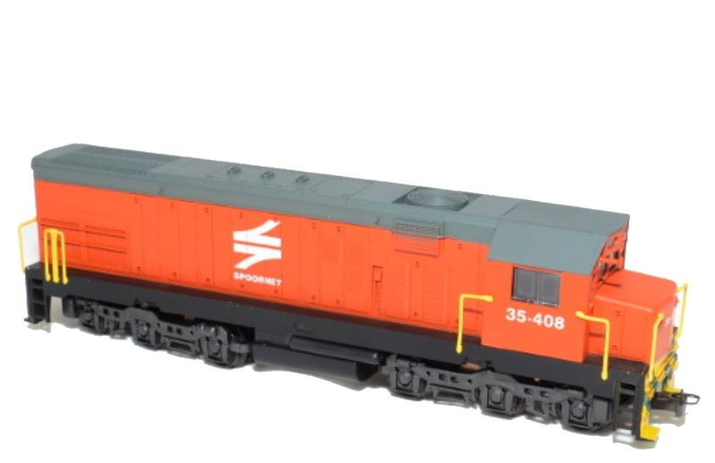 South African Spoornet : Class 35 Diesel Model Train - Orange