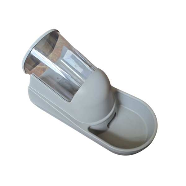 Refillable Water Feeder for Cats &amp; Dogs