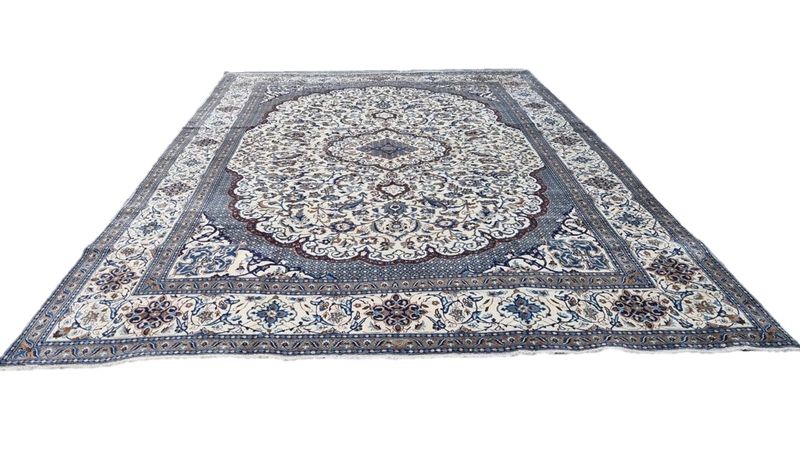 Persian Nain Carpet 407cm x 290cm Hand Knotted