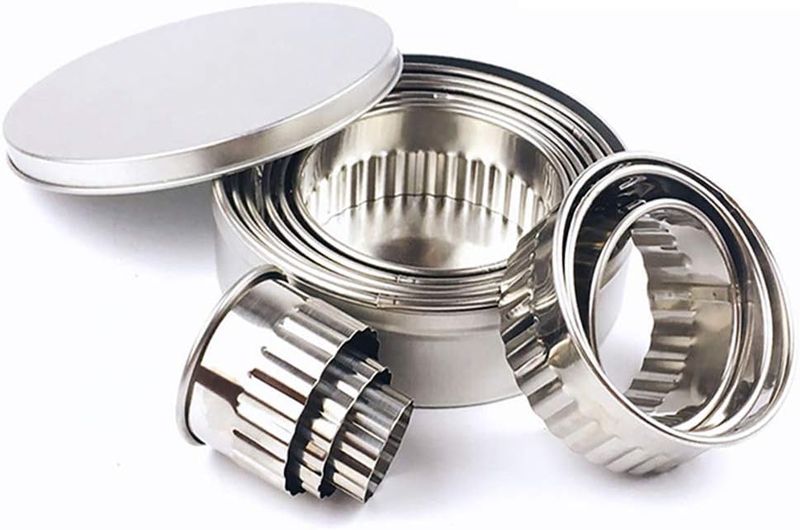 Round Cutter Set Stainless Steel - Fluted 10 Piece