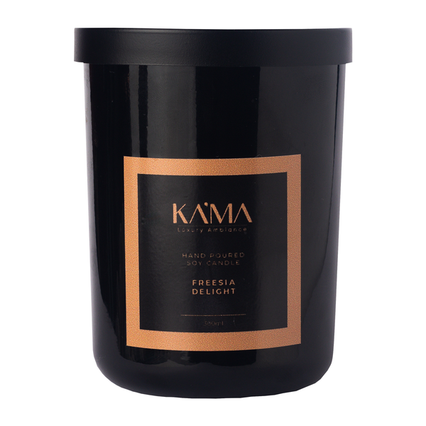 Hand Poured Soy Candle - Freesia Delight (330 ml)