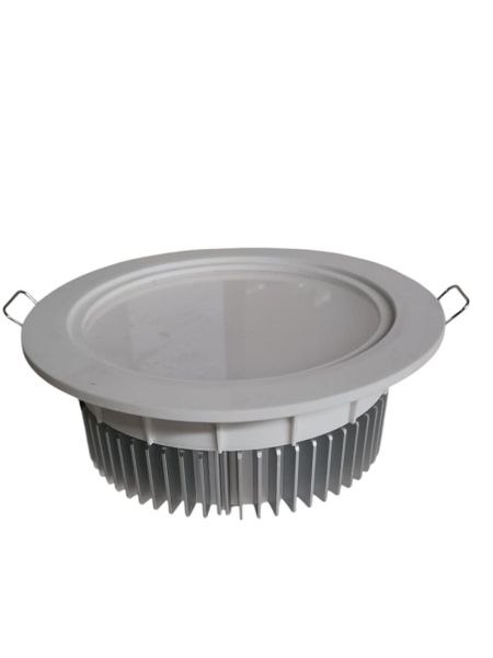 18W LED Downlight IP44 - 220-240V (SP: P35)