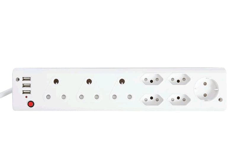 8 Way Multi-Plug Extension Cord Cable with 3 USB Ports