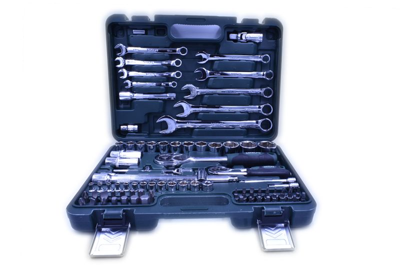 Multipurpose 82 Piece Tool Kit / Tool Set