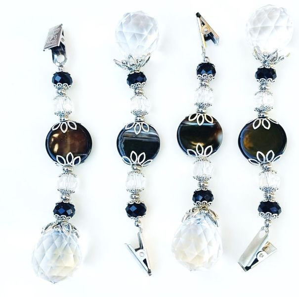 Table weight - Crystal prism with crystal and black beads &amp; black gemstone